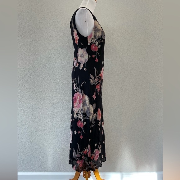 Vintage Asymmetrical One-Shoulder Midi Floral Dress - Picture 12 of 14